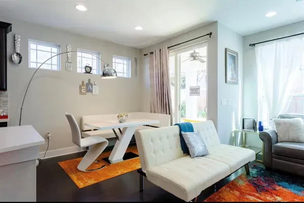 $3,500 | 807 East 16th Street, Unit A, Austin, TX 78702