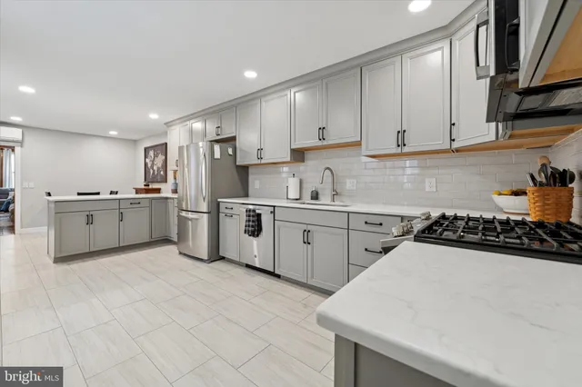 $649,900 | 1126 Mt Vernon Street, Philadelphia, PA 19123