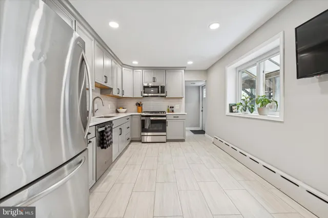 $649,900 | 1126 Mt Vernon Street, Philadelphia, PA 19123