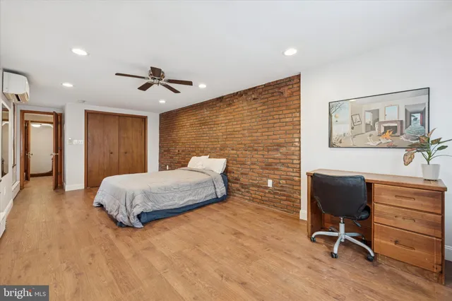 $649,900 | 1126 Mt Vernon Street, Philadelphia, PA 19123