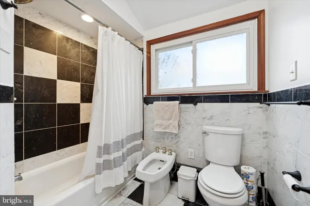 $649,900 | 1126 Mt Vernon Street, Philadelphia, PA 19123