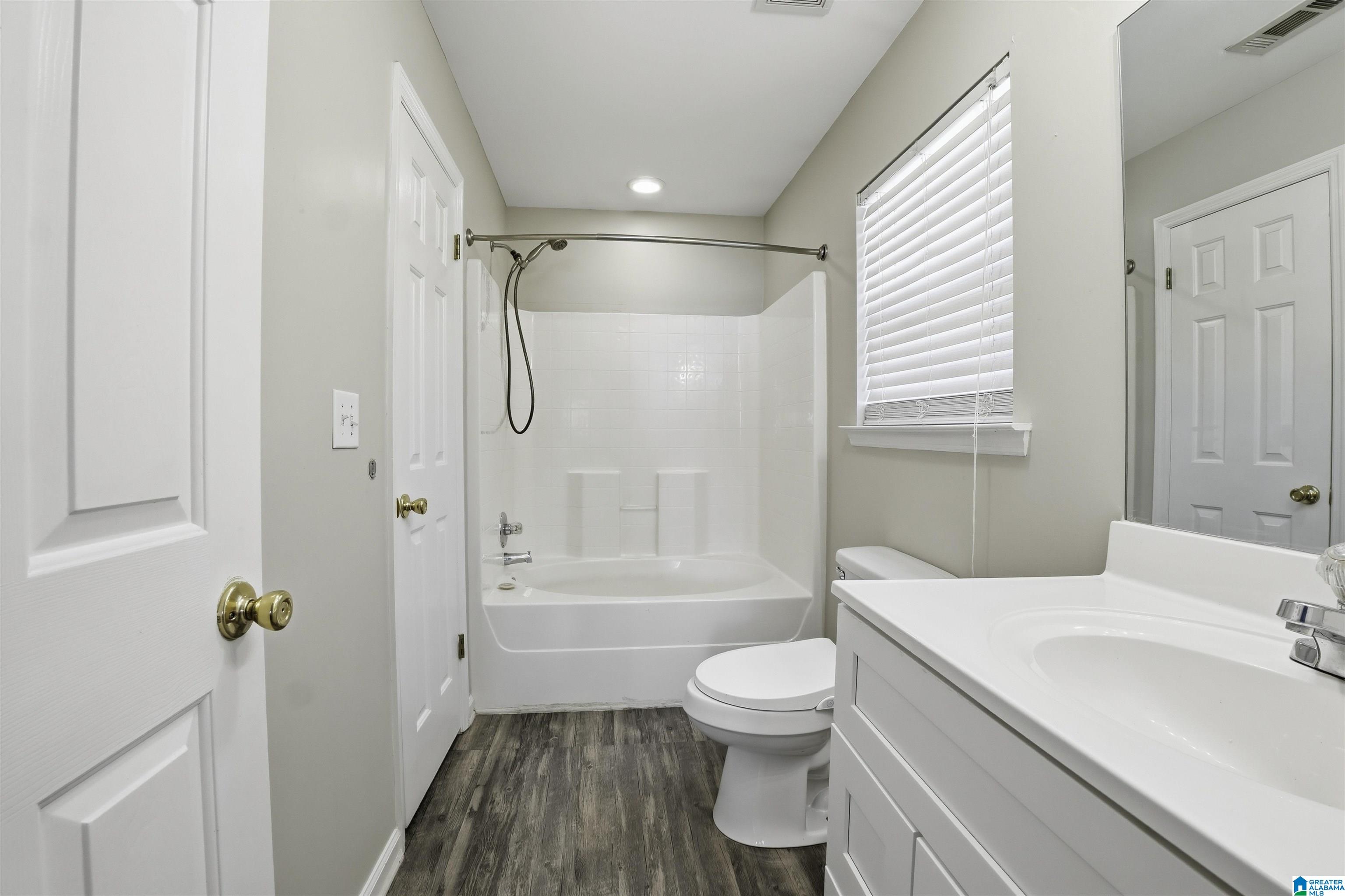 439 Miranda Road Warrior, AL 35180 - Photo 17 of 27
