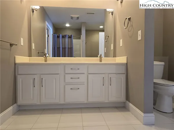 $415,000 | 207 Jefferson Station Place, Unit 207, West Jefferson, NC 28694