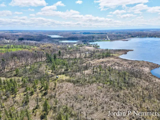 $2,200,000 | 12375 Overlook Drive Northeast, Greenville, MI 48838