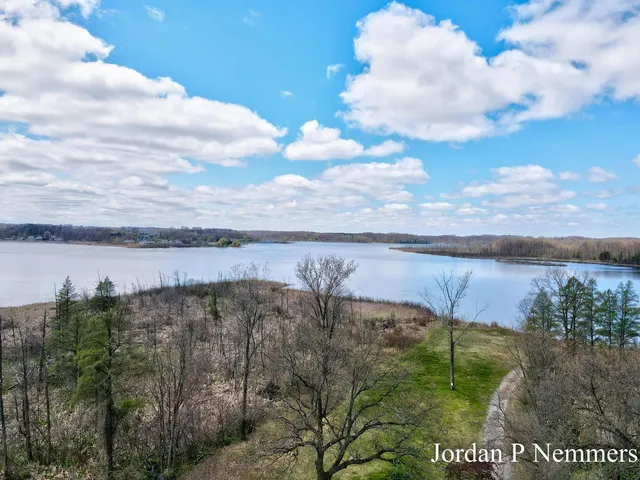 $2,200,000 | 12375 Overlook Drive Northeast, Greenville, MI 48838