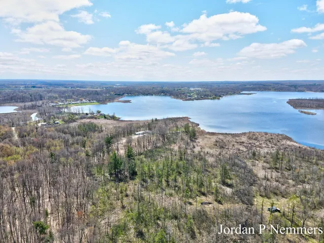 $2,200,000 | 12375 Overlook Drive Northeast, Greenville, MI 48838