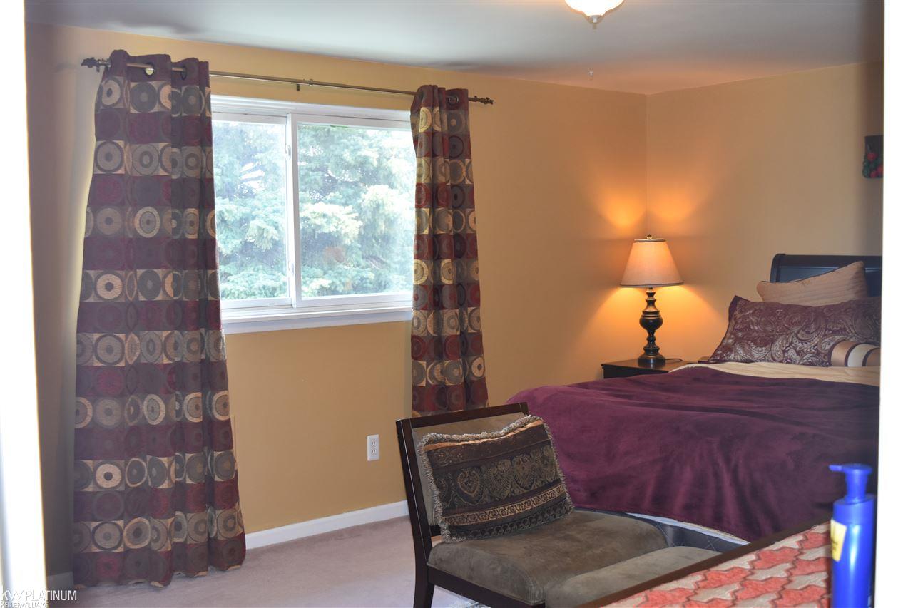 47040 Barbara Road Macomb, MI 48044 - Photo 25 of 32