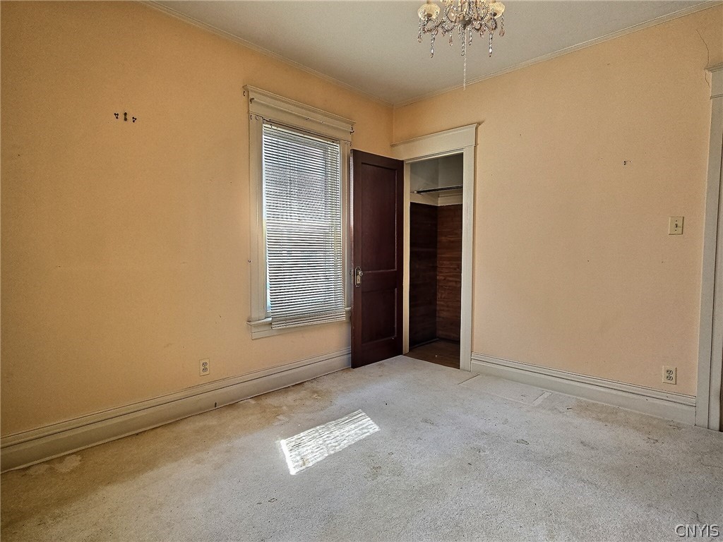 208 West Embargo Street Rome, NY 13440 - Photo 16 of 32