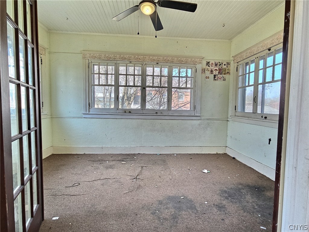 208 West Embargo Street Rome, NY 13440 - Photo 20 of 32