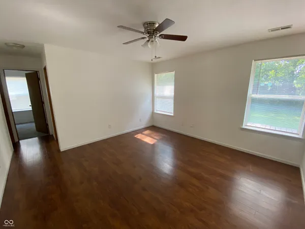 $1,695 | 450 Ashby Drive, Greenfield, IN 46140