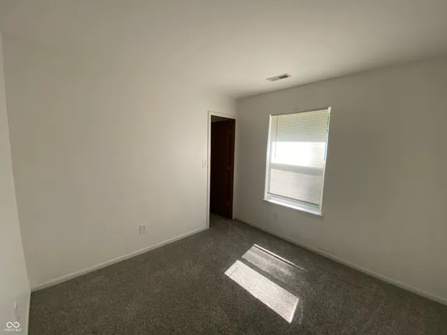 $1,695 | 450 Ashby Drive, Greenfield, IN 46140