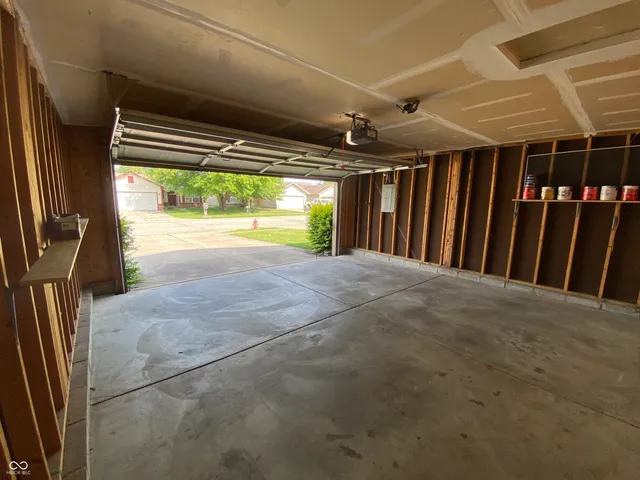 $1,695 | 450 Ashby Drive, Greenfield, IN 46140