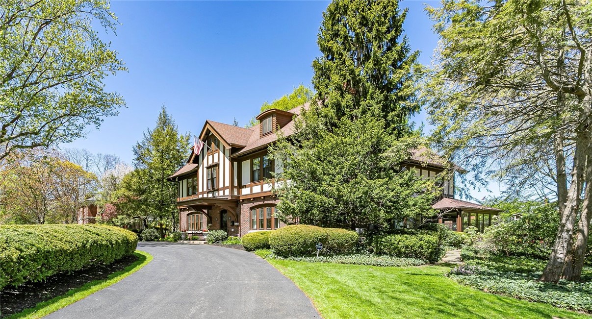 1316 East Avenue Rochester, NY 14610 - Photo 4 of 50