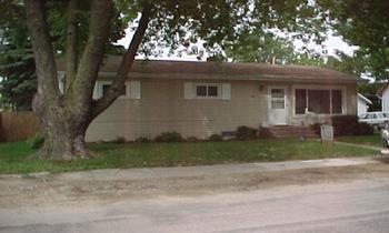 609 South 1st Street Rochelle, IL 61068 - Photo 1 of 1