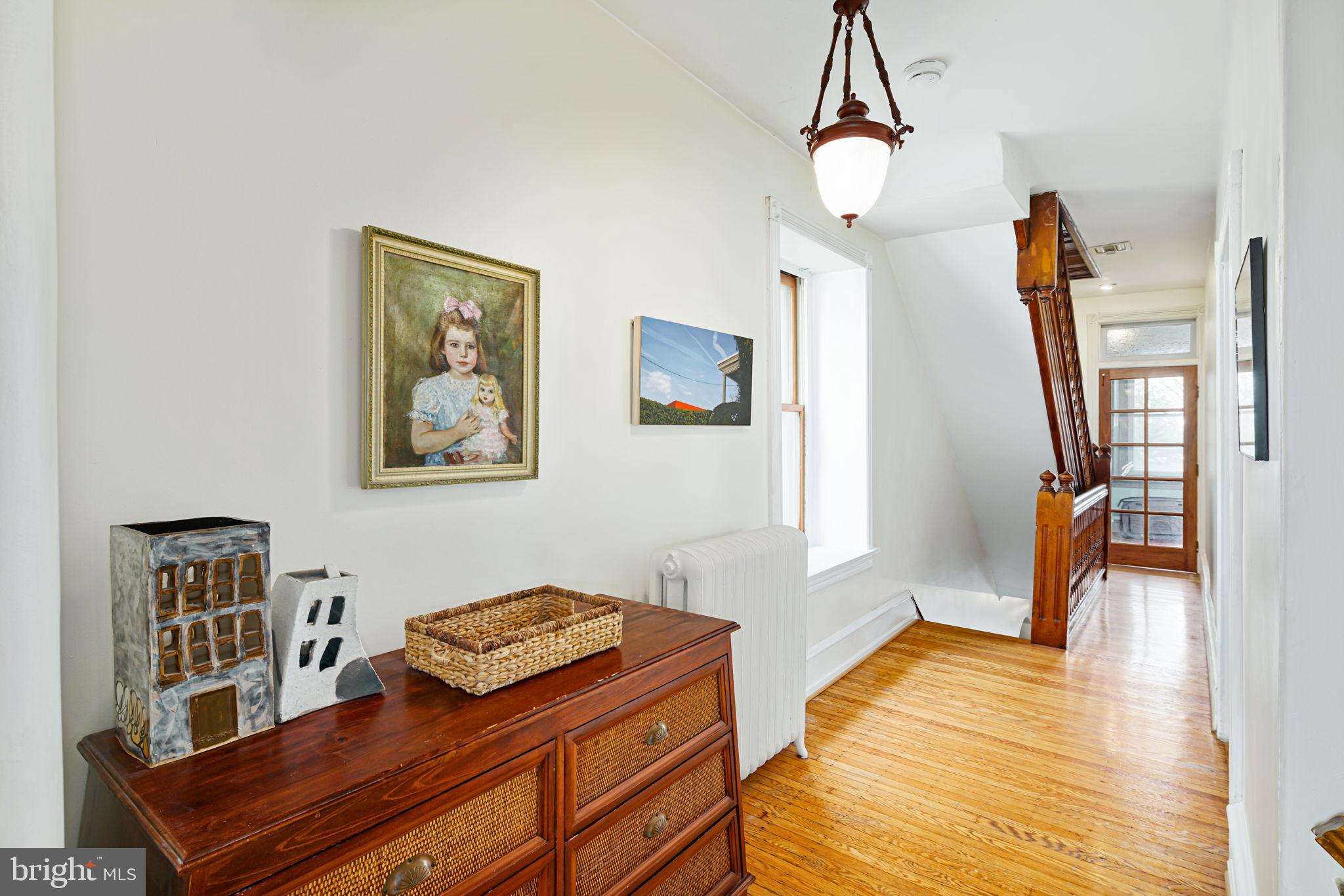6524 Ridge Avenue Philadelphia, PA 19128 - Photo 21 of 34 2nd floor hallway