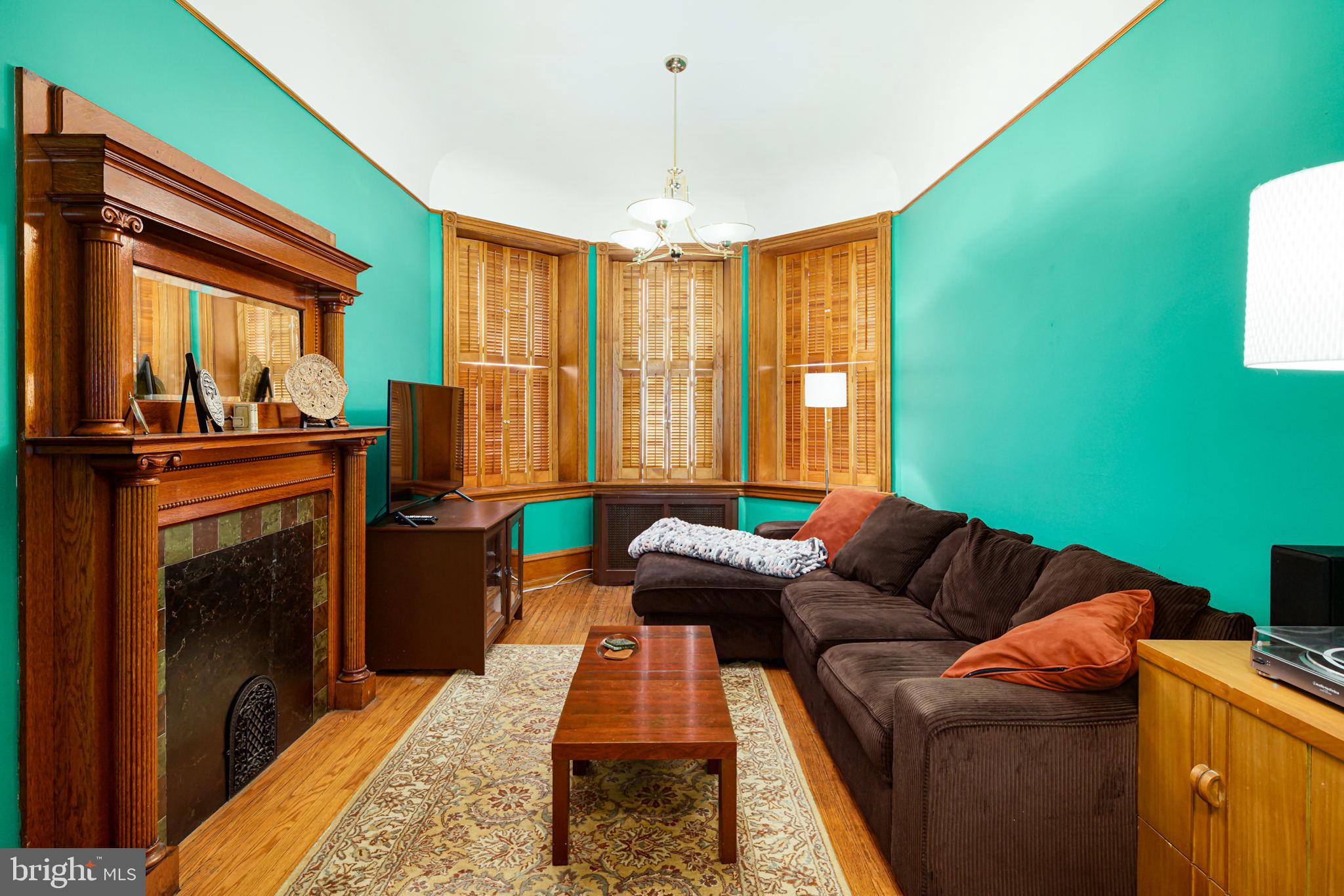 6524 Ridge Avenue Philadelphia, PA 19128 - Photo 5 of 34 Den