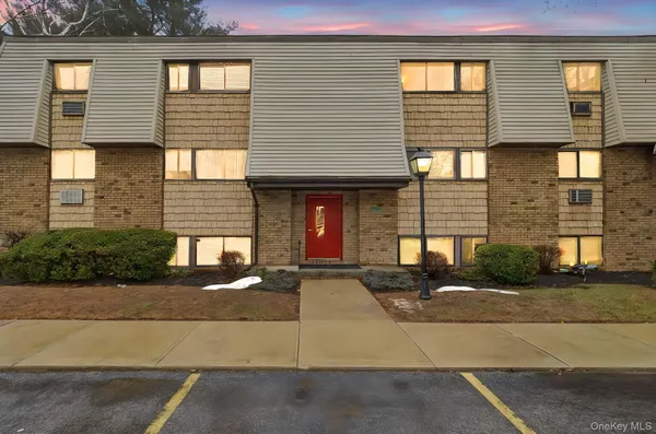 $279,000 | 20 Pierces Road, Unit 36, Newburgh, NY 12550