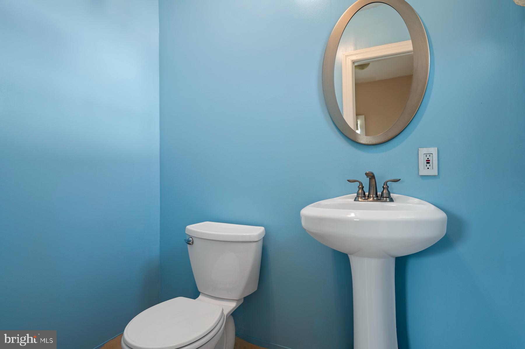 7040 Rising Sun Avenue Philadelphia, PA 19111 - Photo 8 of 35 Gallery Image 8