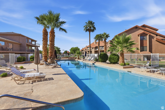 860 South Village Road, Unit V7 St. George, UT 84770 - Photo 18 of 25