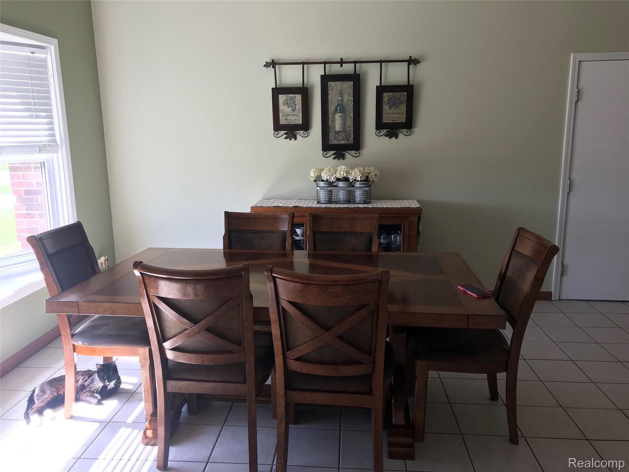2232 Lasalle Road Monroe, MI 48162 - Photo 10 of 48 IMG_9430.JPG