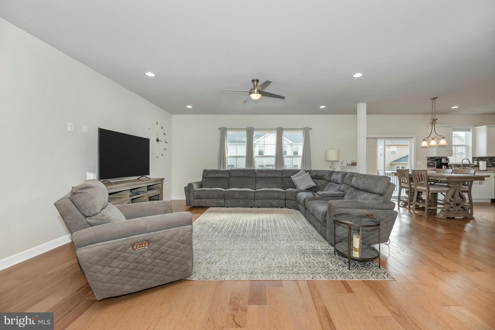 819 Holden Road Frederick, MD 21701 - Photo 16 of 68 Family Room