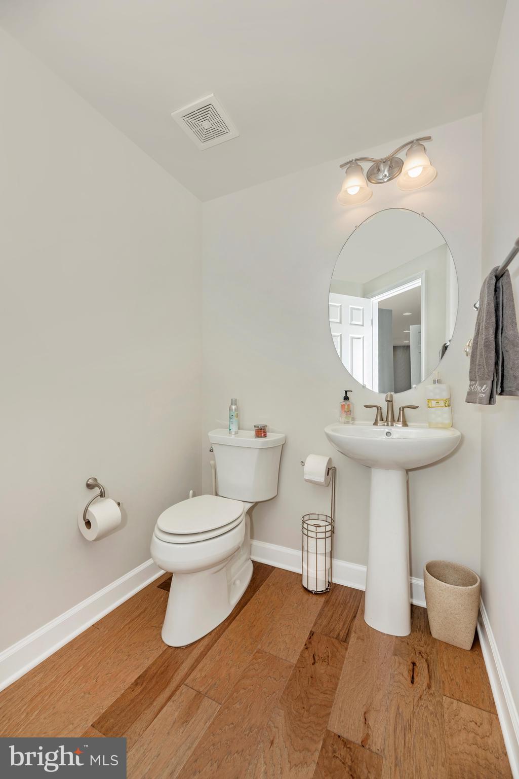 819 Holden Road Frederick, MD 21701 - Photo 18 of 68 Powder Room
