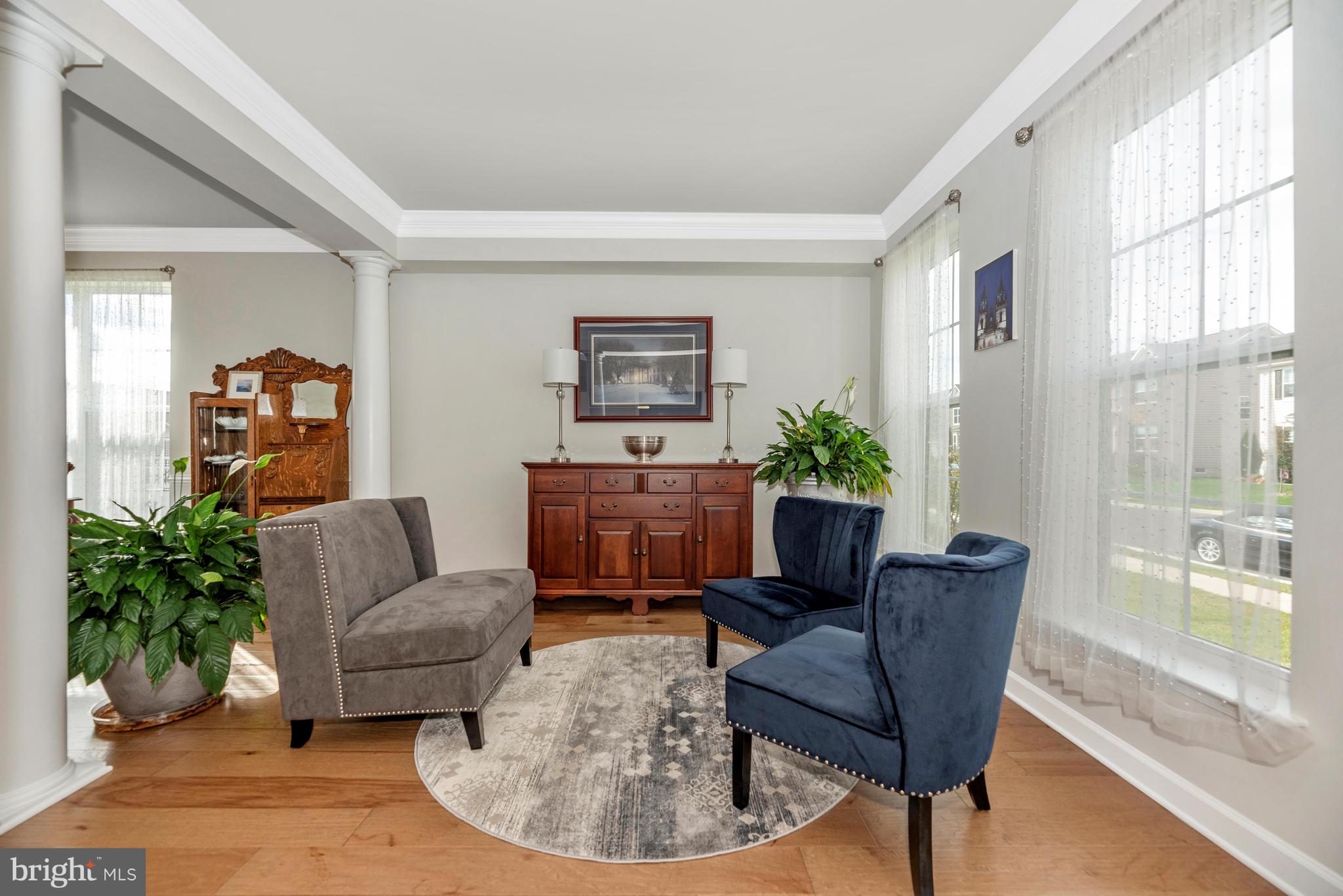 819 Holden Road Frederick, MD 21701 - Photo 5 of 68 Living Room