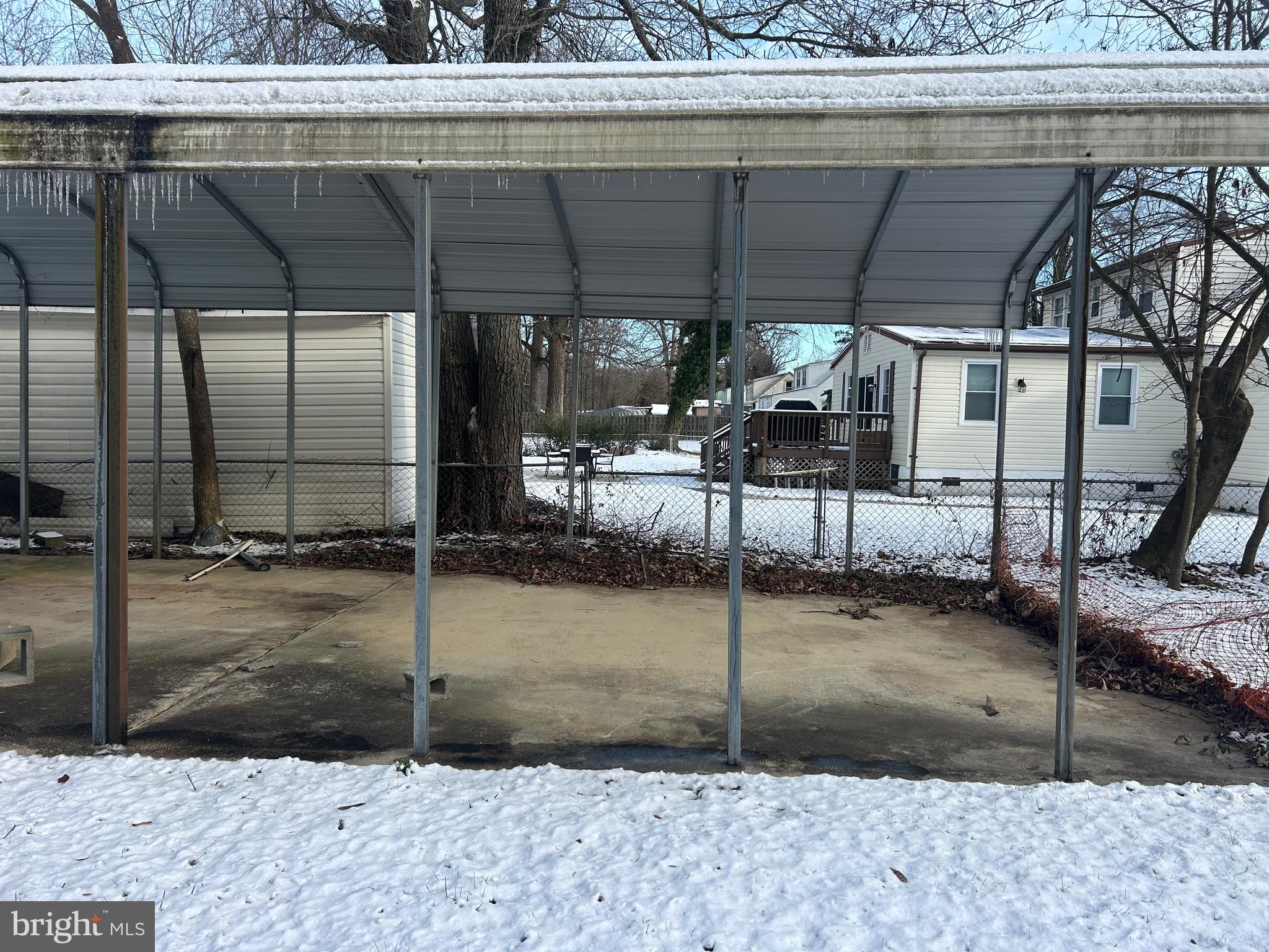 6600 Woodland Road Morningside, MD 20746 - Photo 24 of 100 a view of a backyard of a house