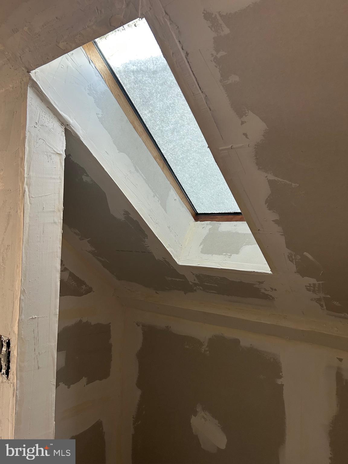 6600 Woodland Road Morningside, MD 20746 - Photo 49 of 100 a view of staircase