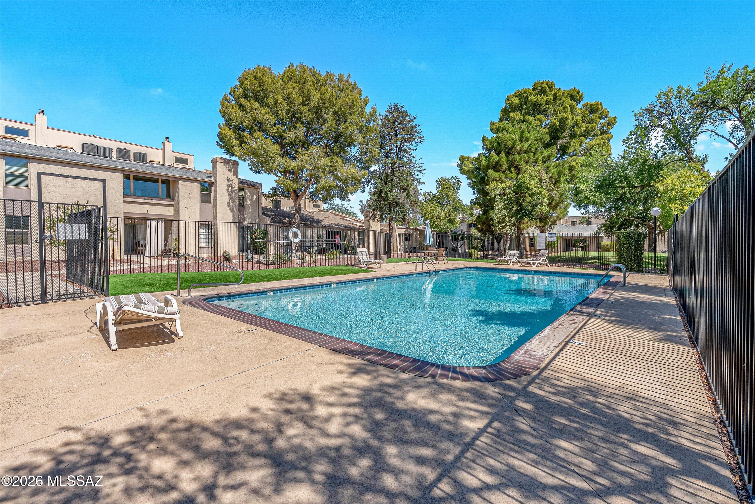 3750 North Country Club Road, Unit 5 Tucson, AZ 85716 - Photo 35 of 38 Community Pool