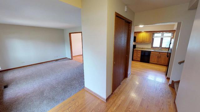 537 Blue Ridge Court Elgin, IL 60123 - Photo 17 of 24 Gallery Image 17