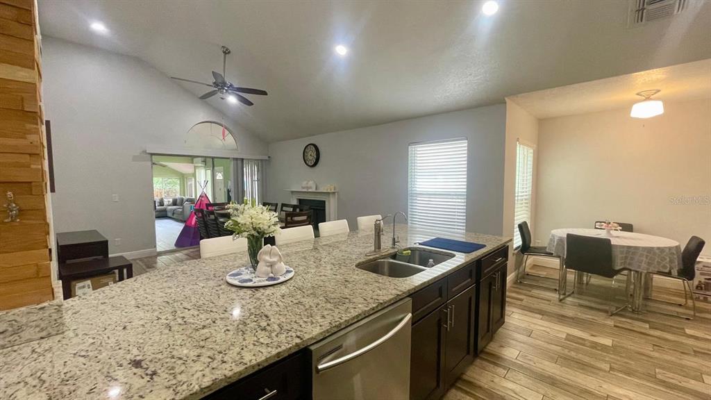 1044 Nin Street Orlando, FL 32835 - Photo 18 of 56