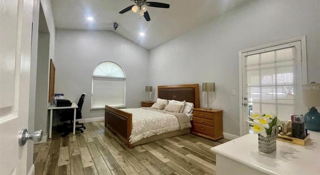 1044 Nin Street Orlando, FL 32835 - Photo 25 of 56