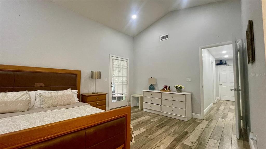 1044 Nin Street Orlando, FL 32835 - Photo 26 of 56