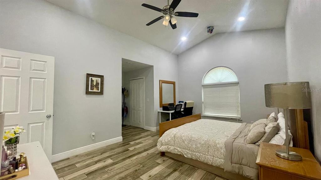 1044 Nin Street Orlando, FL 32835 - Photo 28 of 56