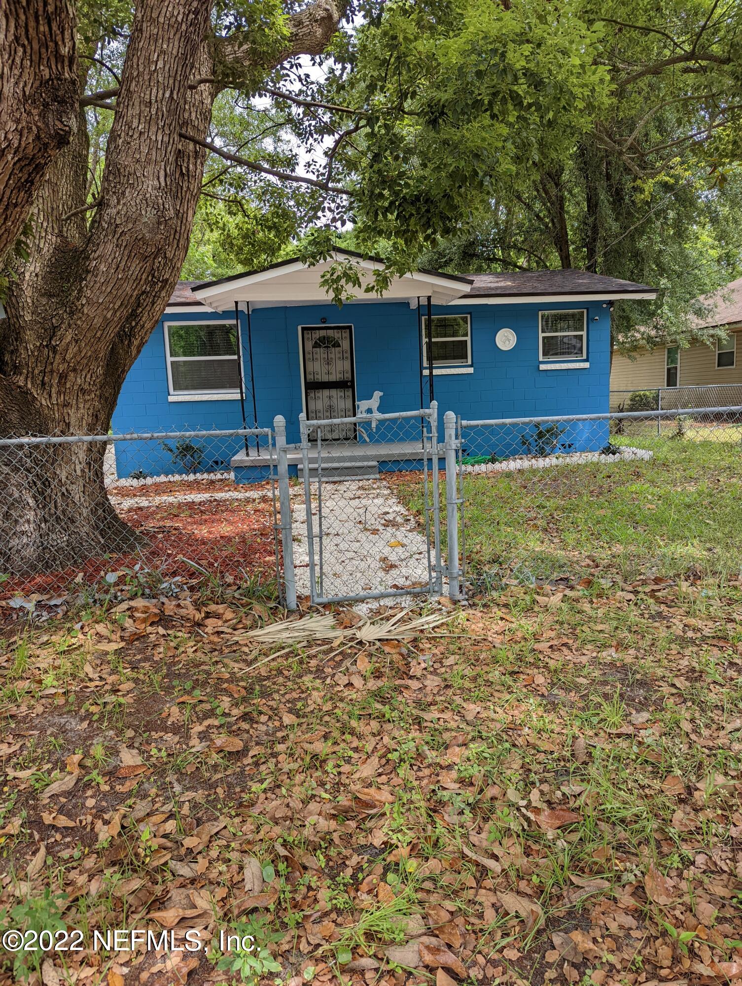 2171 Morehouse Road Jacksonville, FL 32209 - Photo 1 of 17 a view of a house with a yard
