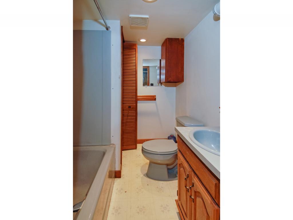 70 Coakley Road Portsmouth, NH 03801 - Photo 20 of 32 Gallery Image 20