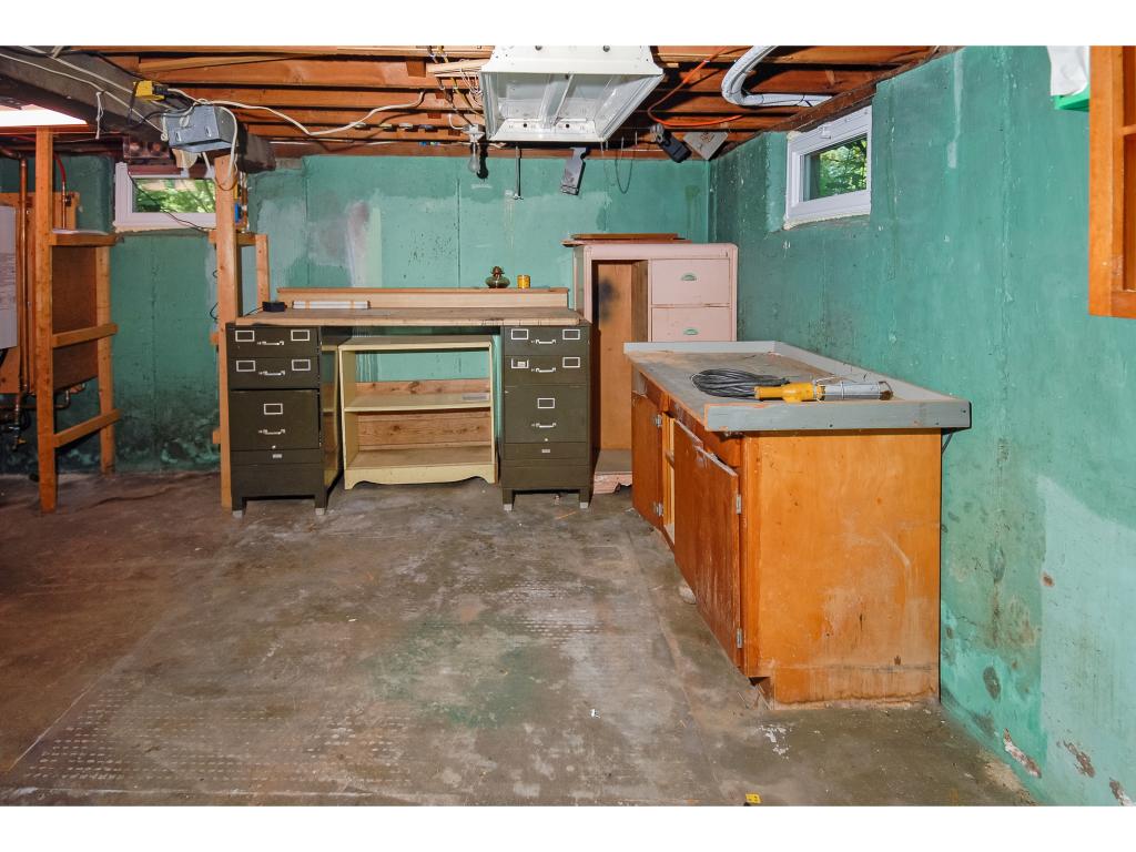 70 Coakley Road Portsmouth, NH 03801 - Photo 23 of 32 Gallery Image 23