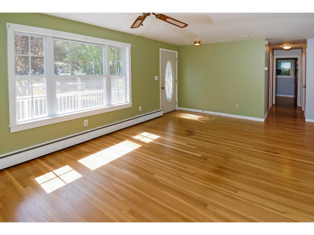 70 Coakley Road Portsmouth, NH 03801 - Photo 4 of 32 Gallery Image 4