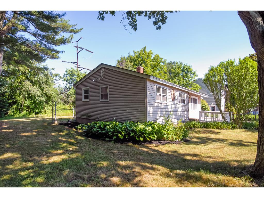 70 Coakley Road Portsmouth, NH 03801 - Photo 31 of 32 Gallery Image 31