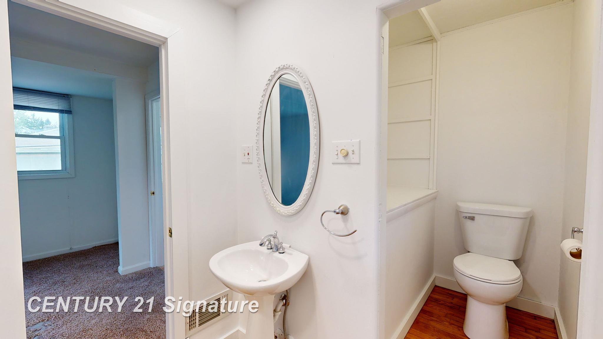 224 South Elms Road Flushing, MI 48433 - Photo 34 of 50