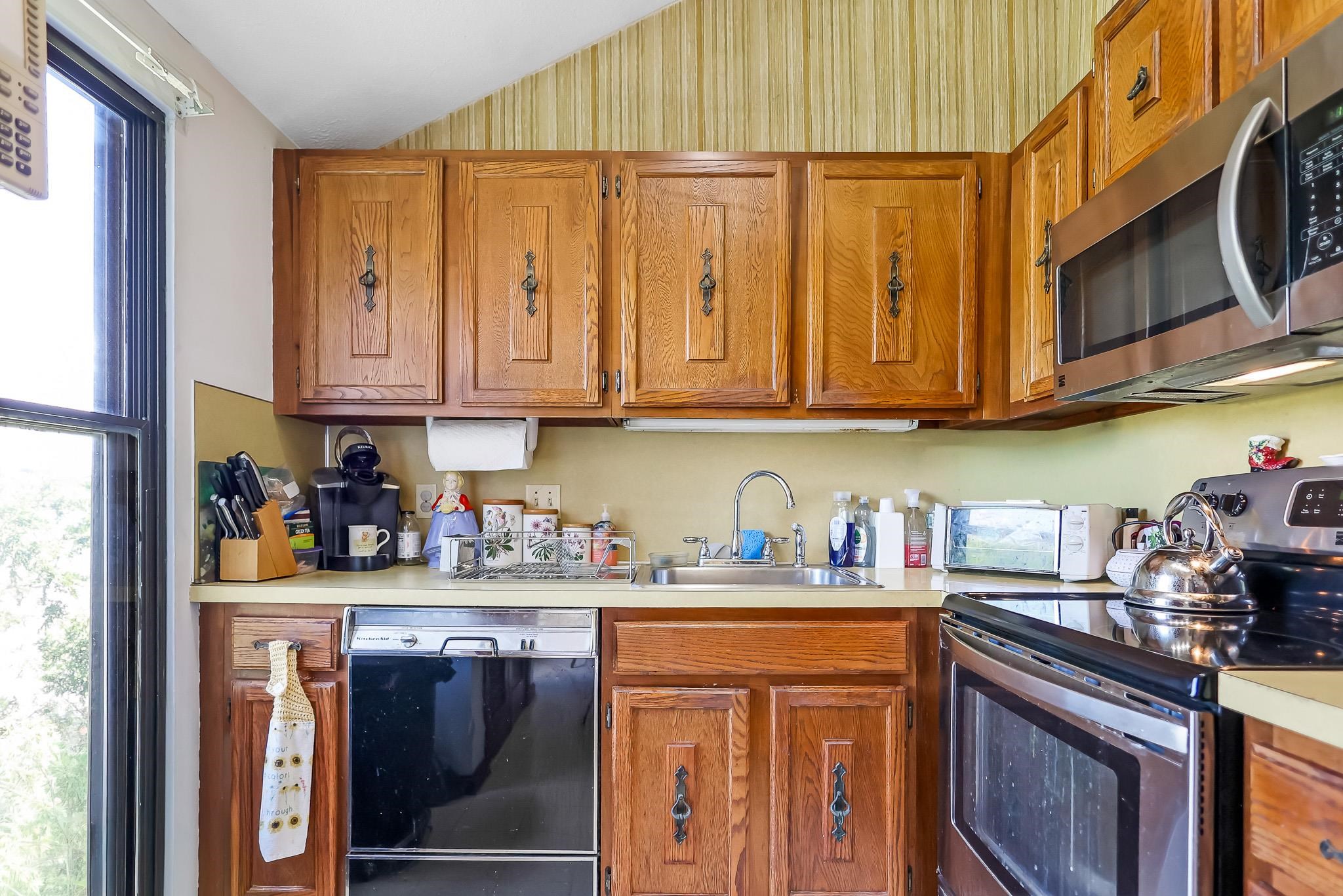 951 Ocean Boulevard, Unit 1 Hampton, NH 03842 - Photo 15 of 34