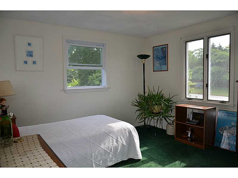 27 Norman Road Jamestown, RI 02835 - Photo 20 of 25 Bedroom.