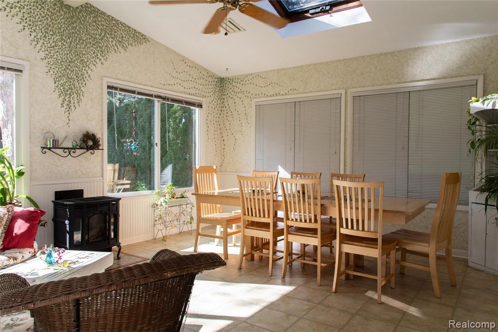 2275 Chalet Drive Rochester Hills, MI 48309 - Photo 22 of 62