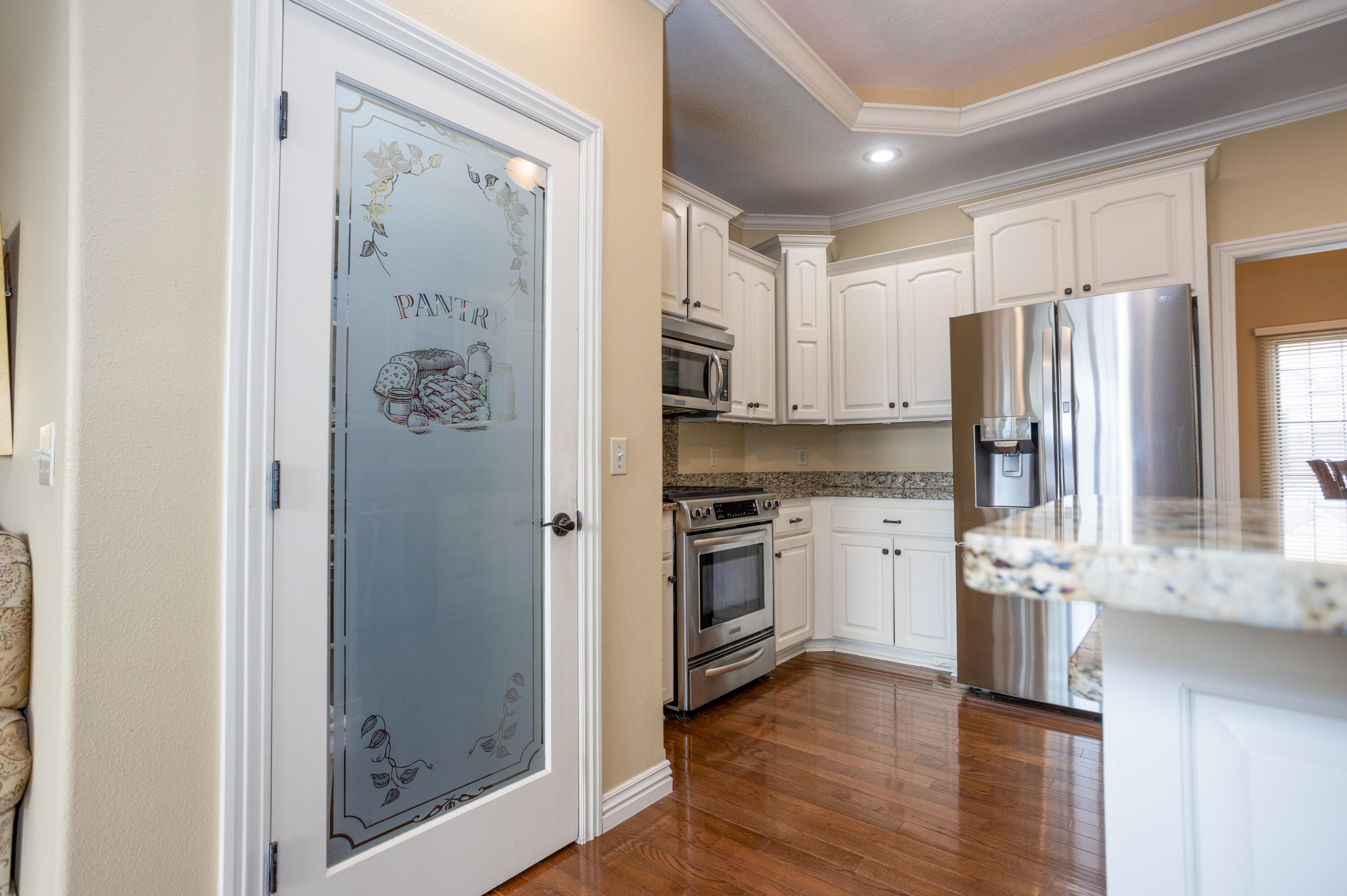 2818 East Cherrybark Street Springfield, MO 65804 - Photo 11 of 56 2818CherryBark-21