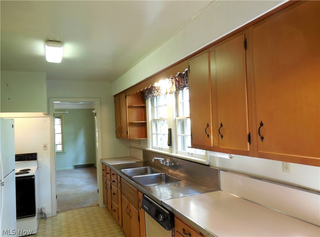 5311 Som Center Road Solon, OH 44139 - Photo 8 of 25 Kitchen View 1