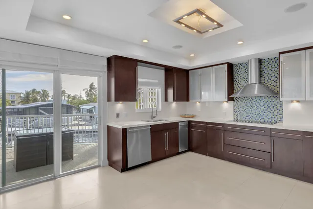 $2,445,000 | 120 Fairwich Court, Tavernier, FL 33070