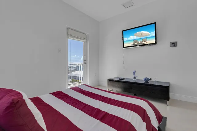 $2,445,000 | 120 Fairwich Court, Tavernier, FL 33070