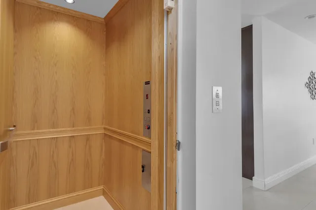 $2,445,000 | 120 Fairwich Court, Tavernier, FL 33070