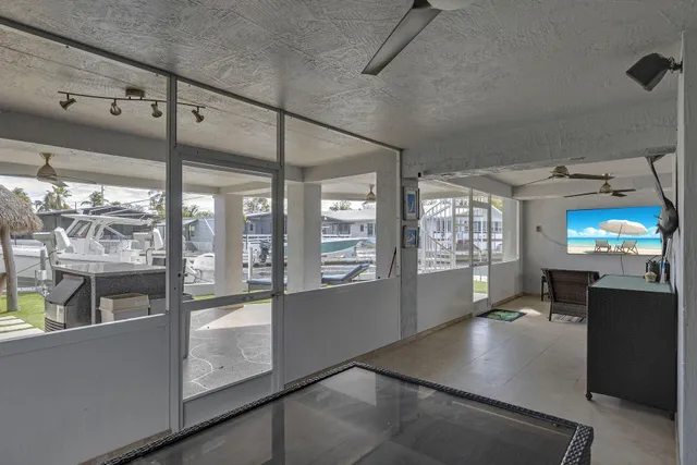 $2,445,000 | 120 Fairwich Court, Tavernier, FL 33070